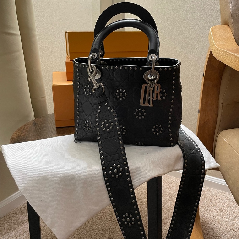 Authentic lady Dior medium size bag